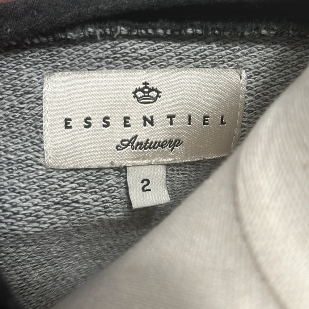 Essentiel antwerp size 2 gray sweatshirt - Picture 3 of 3